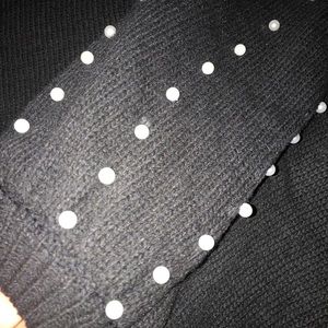 BLACK balloon sleeve sweater